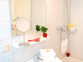 Hotel Alt Deutz City-Messe-Arena KONTAKTLOSER SELF CHECK-IN - Salle de bain