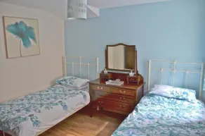 Honeycomb House Apartments - Chambre