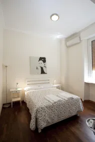 B&B Santi Quattro Al Colosseo - Chambre