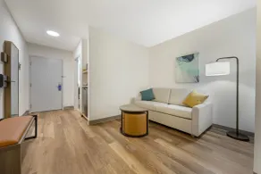 Comfort Suites Lewisburg near University - Habitación