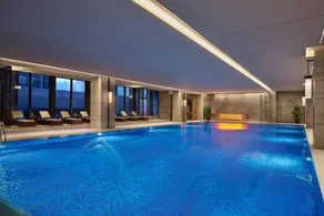 InterContinental Xi'an Hi-Tech Zone by IHG - Piscina