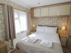 Foxglove - Room