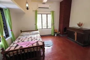 Taaraa Loca - Yoga , Spiritual n Dorms - Zimmer