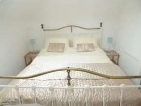Apple Loft - Camera
