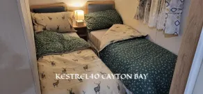 Cayton Bay Kestrel40 MG Kestrel Rentals - Zimmer
