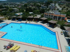 Telhinis Hotel & Apartments - Piscine