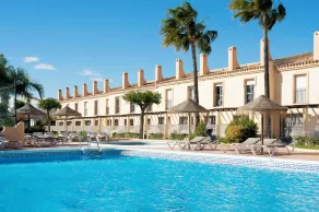 Ramada Hotel & Suites by Wyndham Costa del Sol - Chambre