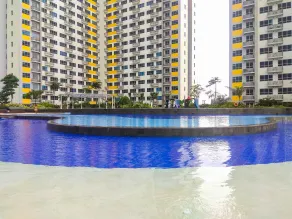 Great Location Studio Room At Springlake Summarecon Bekasi Apartment - Pool