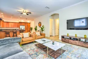 Sunny Sarasota Abode w/ Yard ~ 1 Mi to Dtwn! - Interiør