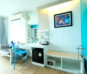 Sunday Beachfront View Jomtien Pattaya - Chambre