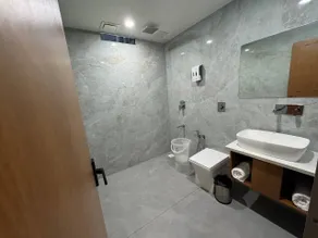 Hotel Madhukta Inn - Bathroom