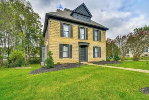 Spacious Athens Home ~ 1 Mi to Downtown! - Intérieur