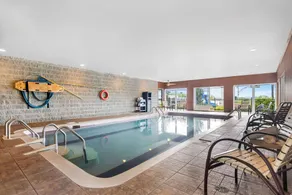 Best Western Plus Mont-Laurier - Piscine
