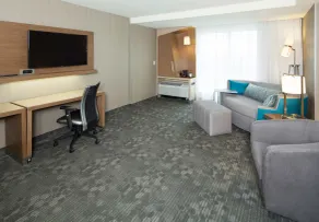 Courtyard by Marriott Dallas Midlothian at Midlothian Conference Center - Chambre