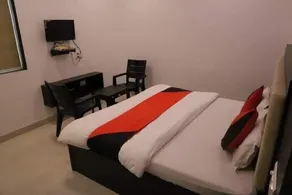 ANAND SEWA DHAM - Room