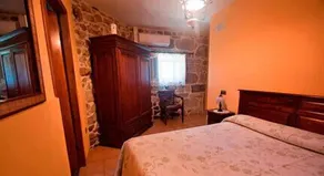 Casa vacacional con barbacoa y jardín | Vistas a la montaña - Habitación