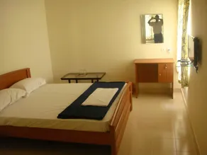 Palm Grove Service Villa - Room