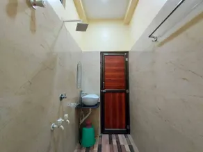 Blue Stone Hotel & Restaurant Mandarmani - Bathroom