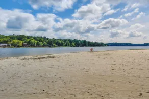 Resort Amenities: Family-Friendly DuBois Cabin - Interior