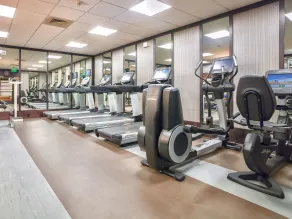Skybridge Seattle Airport Hotel - Salle de remise en forme