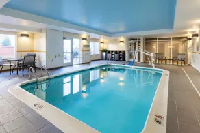Fairfield Inn & Suites by Marriott Smithfield - Piscine