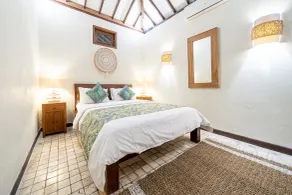 Tír na nÓg Beachfront Resort - Room
