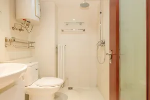 LayMayRest Service Apartment - Baño