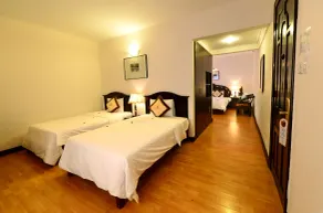 Century Riverside Hotel Hue - Room