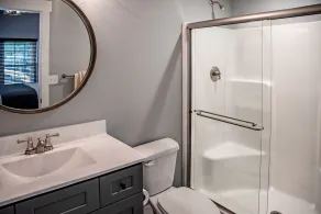 Reunion Lodges at Thousand Hills - Bathroom