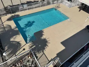 Knight's Key Suites - Pool