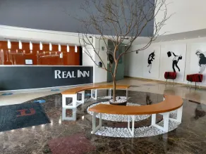 Hotel Real Inn Perinorte - Recepción