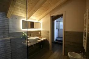Hayloft - Bathroom