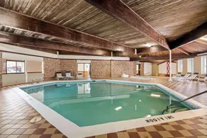 Econo Lodge Manistee - Piscine
