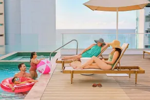 Casa Costera, Isla Verde Beach, Apartments by Marriott Bonvoy - Pool