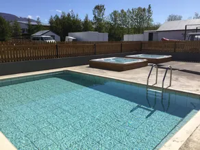 Bakkaflöt Guesthouse - Piscina