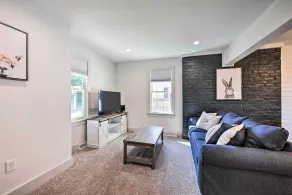 8 Mi to Dtwn Lancaster: Home in Amish Country - Interior