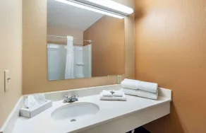 Extended Stay America Suites - Chicago - Woodfield Mall - Salle de bain