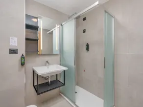 B&B HOTEL Calenzano First - Bathroom