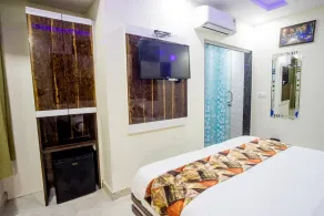 Hotel Harsha International - Room