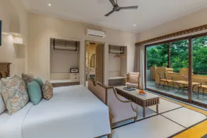 Dev Bagh Luxurious Private Suites - Room