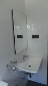 Hotel Elaine - Bathroom