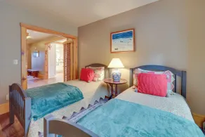 Ski-in/ski-out w/ Sauna in Jay Ski Peak Resort! - Interiør