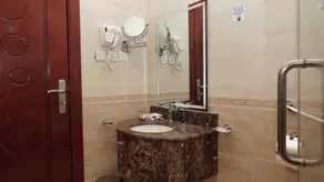 دار السناء للشقق المخدومة Dar Al Sanaa Serviced Apartments - Bathroom
