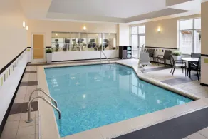 Fairfield Inn and Suites Columbus Polaris - Basseng