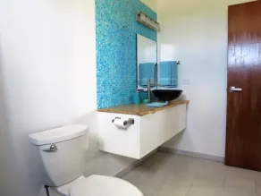 Turquoise Villa - Bathroom