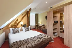 Port Inn Hotel - Room