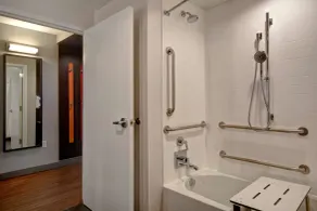 Tru by Hilton Concord - Salle de bain