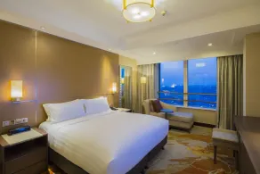 Radisson Blu Hotel Shanghai New World - View from room
