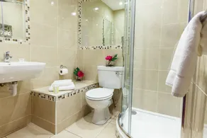 Kingfisher Townhouse - Badezimmer