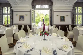 Sunday Hotel Schloss Neustadt Glewe - Restaurang